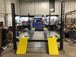 Four Post Lift BendPak Automotive Garage